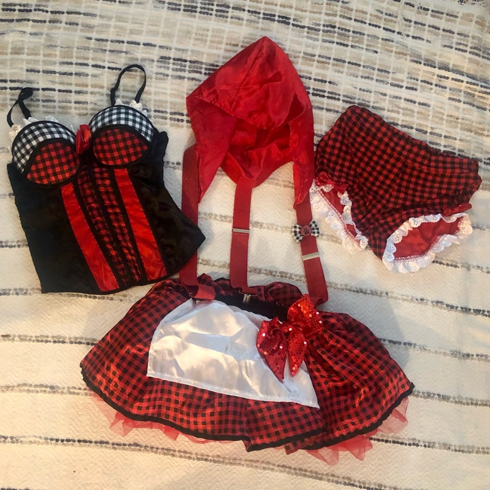 Little Red Riding Hood Costume 🐺